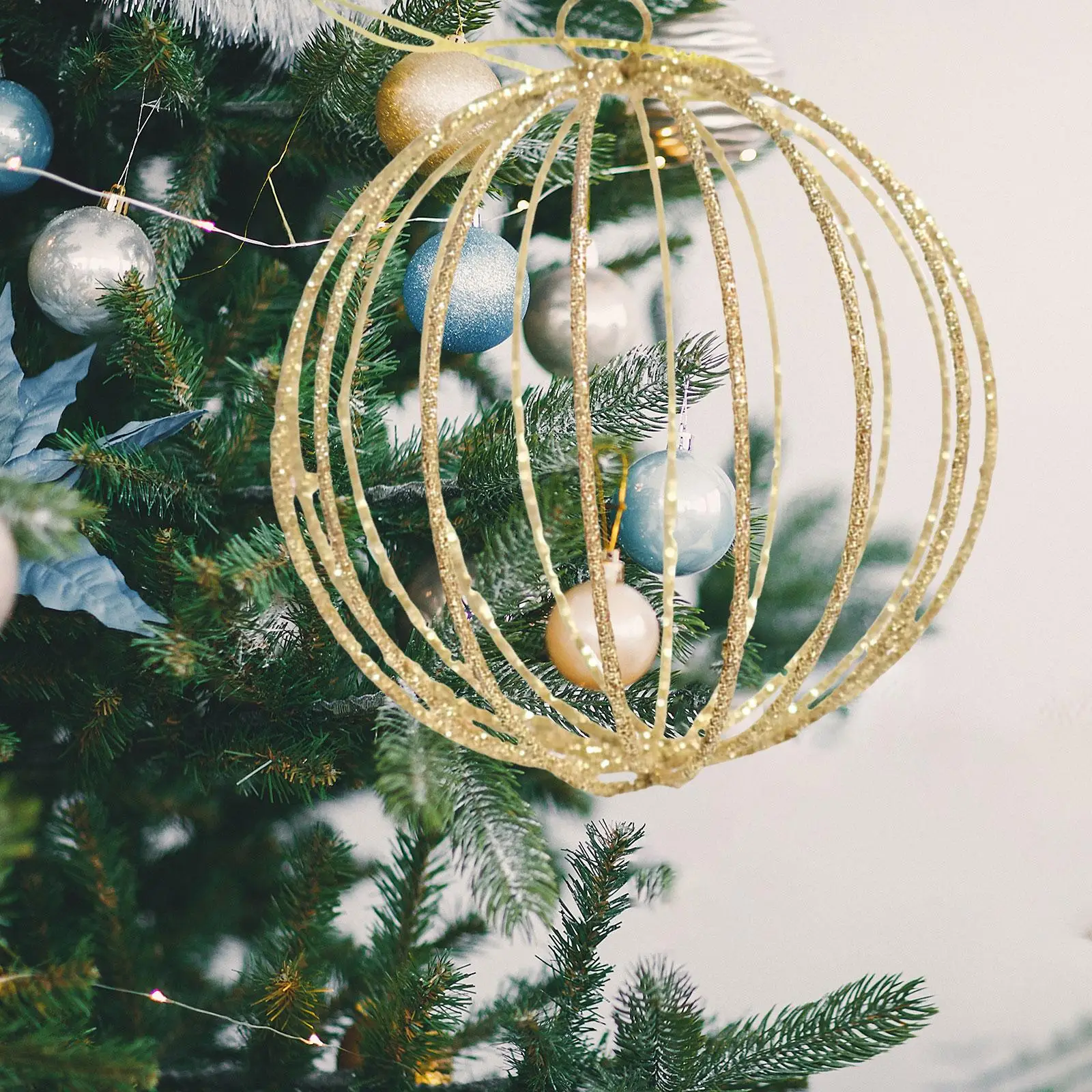 Creative Christmas Snowflake Pendant Three Dimensional Metal Ornament for Xmas Tree Decoration Creative Christmas Snowflake Pendant Three Dimensional Metal Ornament for Xmas Tree Decoration