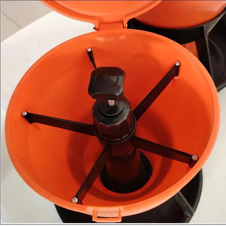 Comedero automático para perros con tapa resistente - imagen 4