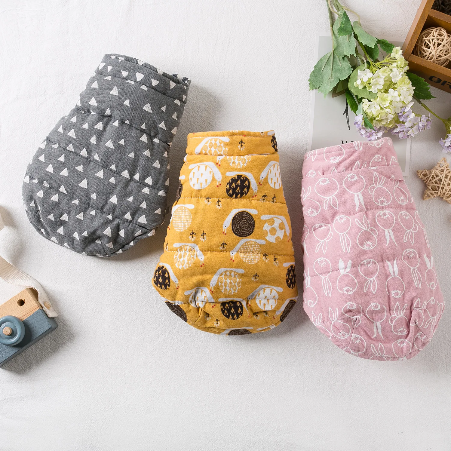 Chaleco para mascotas que se puede usar en ambos lados en otoño e invierno, chaleco cálido a cuadros, oso de peluche, ropa de invierno para perros pequeños y cachorros