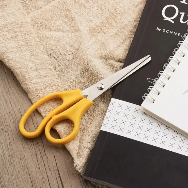 1 Uds. Tijeras de sastre pequeñas, herramientas hechas a mano, tijeras de línea de pescado, tijeras de seguridad, tijeras de acero inoxidable, tijera para estudiantes - imagen 2