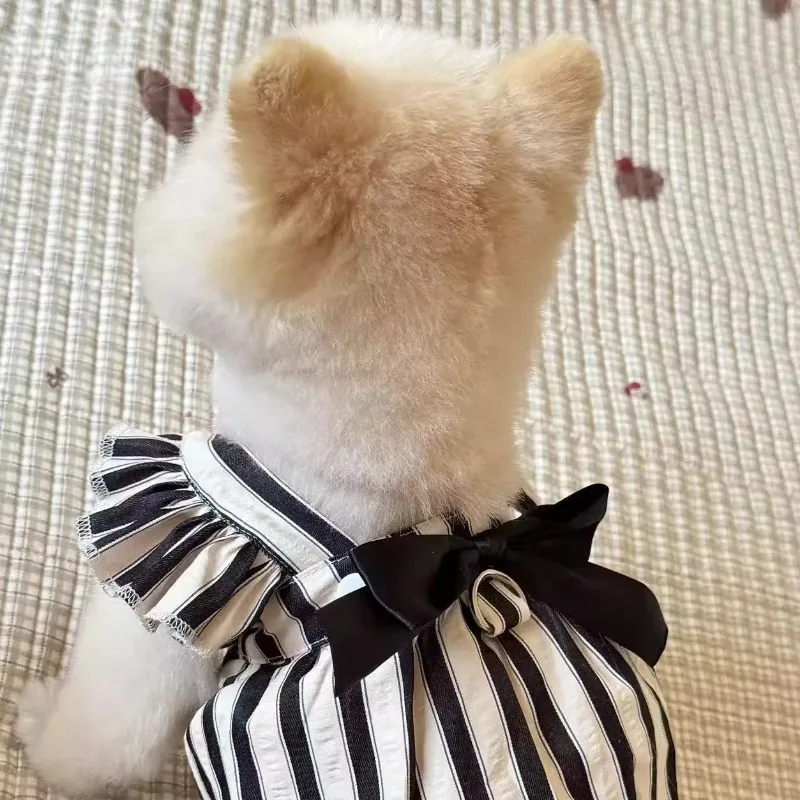 Vestido de verano a rayas para mascotas Ins, chaleco para gatos a la moda, vestido con tirantes y lazo a rayas, vestidos para perros pequeños, ropa para cachorros - imagen 4