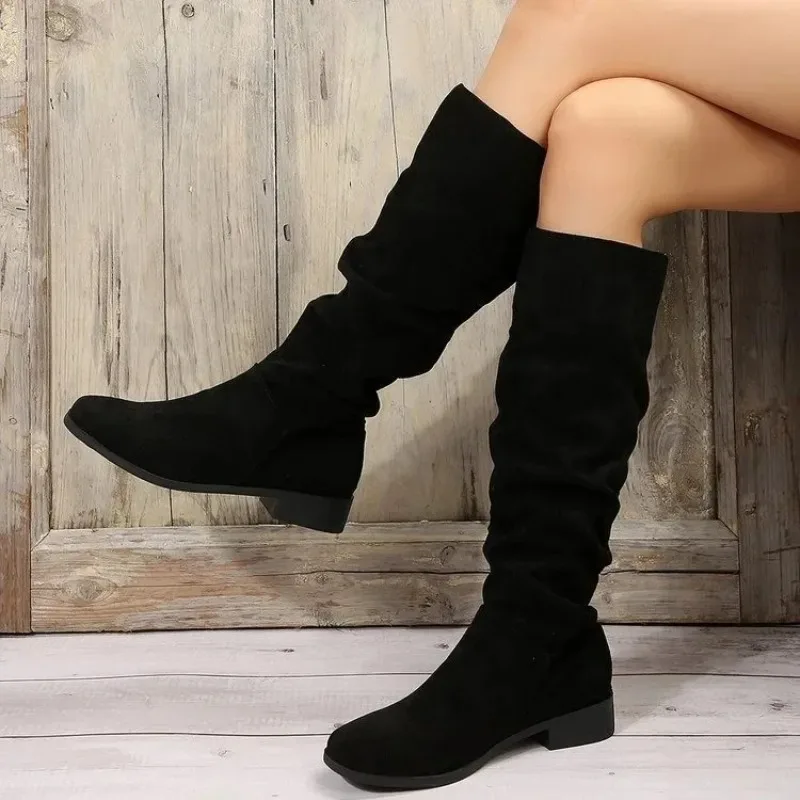 Botas occidentales sin cordones de talla grande para mujer, botas de moda de tacón plano de Color sólido con cabeza redonda de tubo alto, Material de terciopelo, invierno cómodo - imagen 3