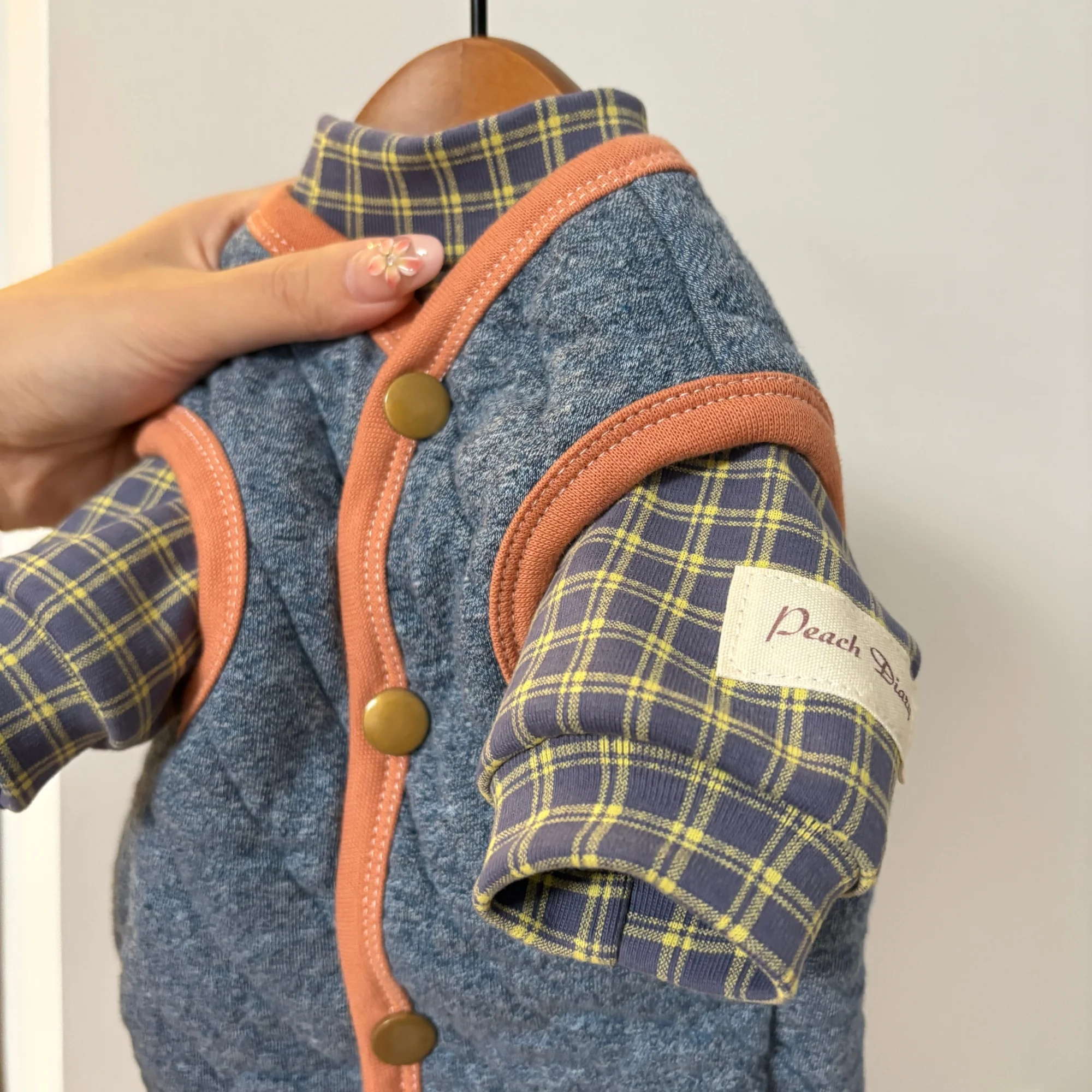 Pijamas de algodón a cuadros azules para el pelo, chaqueta de algodón suave para gato en invierno, chaleco para gato Sphynx, traje cálido de moda para Devon Rex - imagen 2