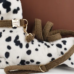 Collar y correa de terciopelo para perros con placa personalizada