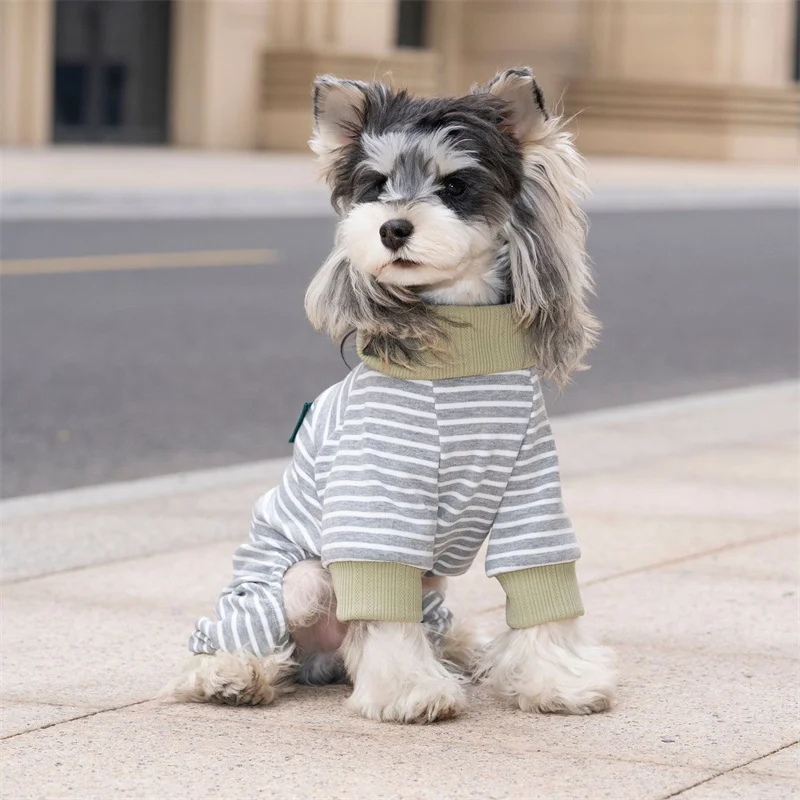 Pijamas con capucha rayada para perros Chihuahua – Overol azul marino - imagen 3