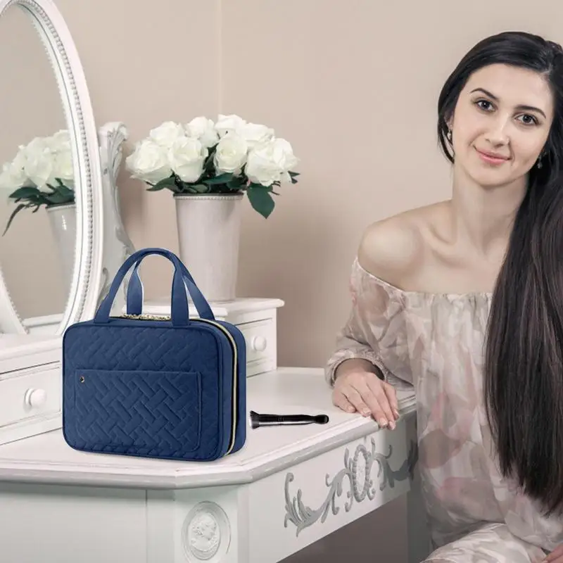 Bolsa de cosméticos de viaje, estuche de maquillaje de gran capacidad con asa portátil para artículos de tocador para el cuidado de la piel y champú - imagen 4