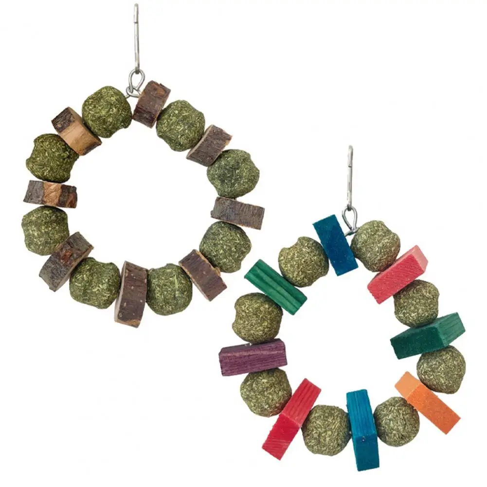 Juguete masticable de conejillo de indias para hámster, Bola de hierba de madera Natural, juguete colgante para masticar, conejo pequeño, conejillo de indias, mascota Gerbil - imagen 4