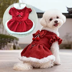 Vestido de tweed para perros pequeños con lazo y pompones