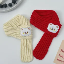Bufanda de punto para gatos y perros – Oso Rojo con collar y lazo