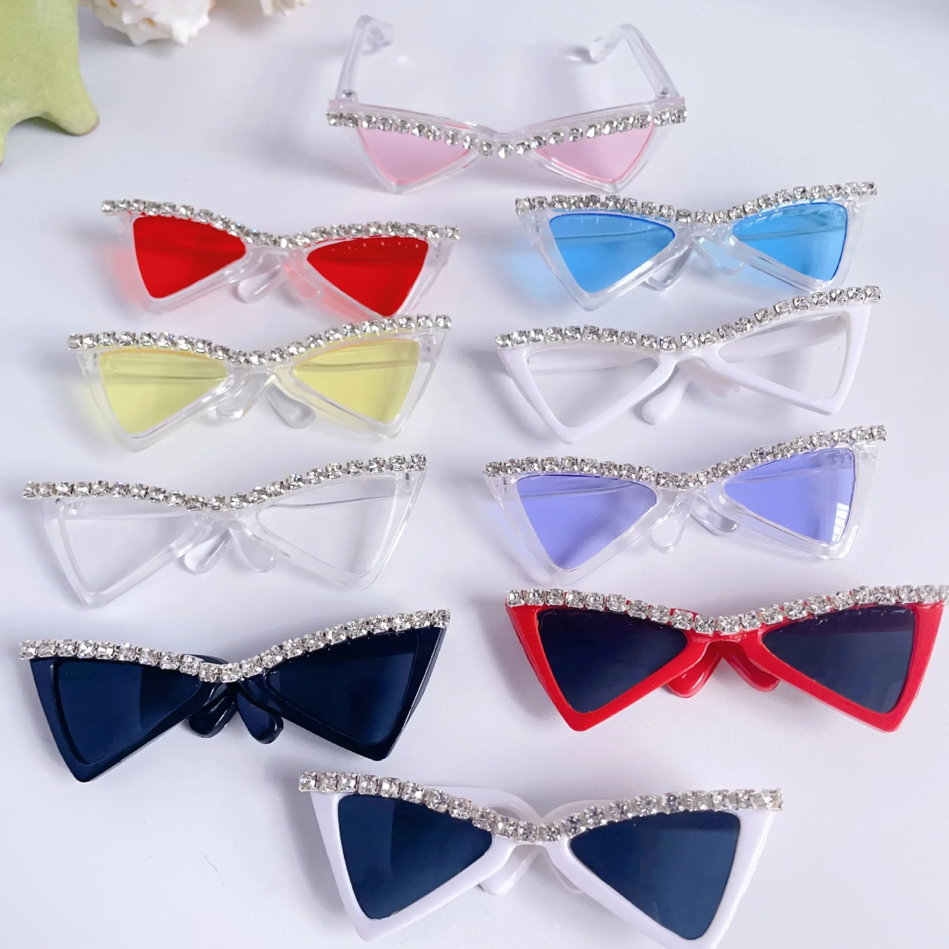 Gafas triangulares con diamantes para gatos, gorros para mascotas, decoración para perros, accesorios para perros pequeños, accesorios para cachorros - imagen 2