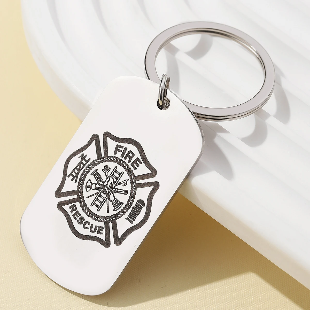 1 llavero de oración de bombero-dios me dan fuerza para salvar una vida-llavero de bombero regalo para hombres y mujeres, bombero - imagen 3