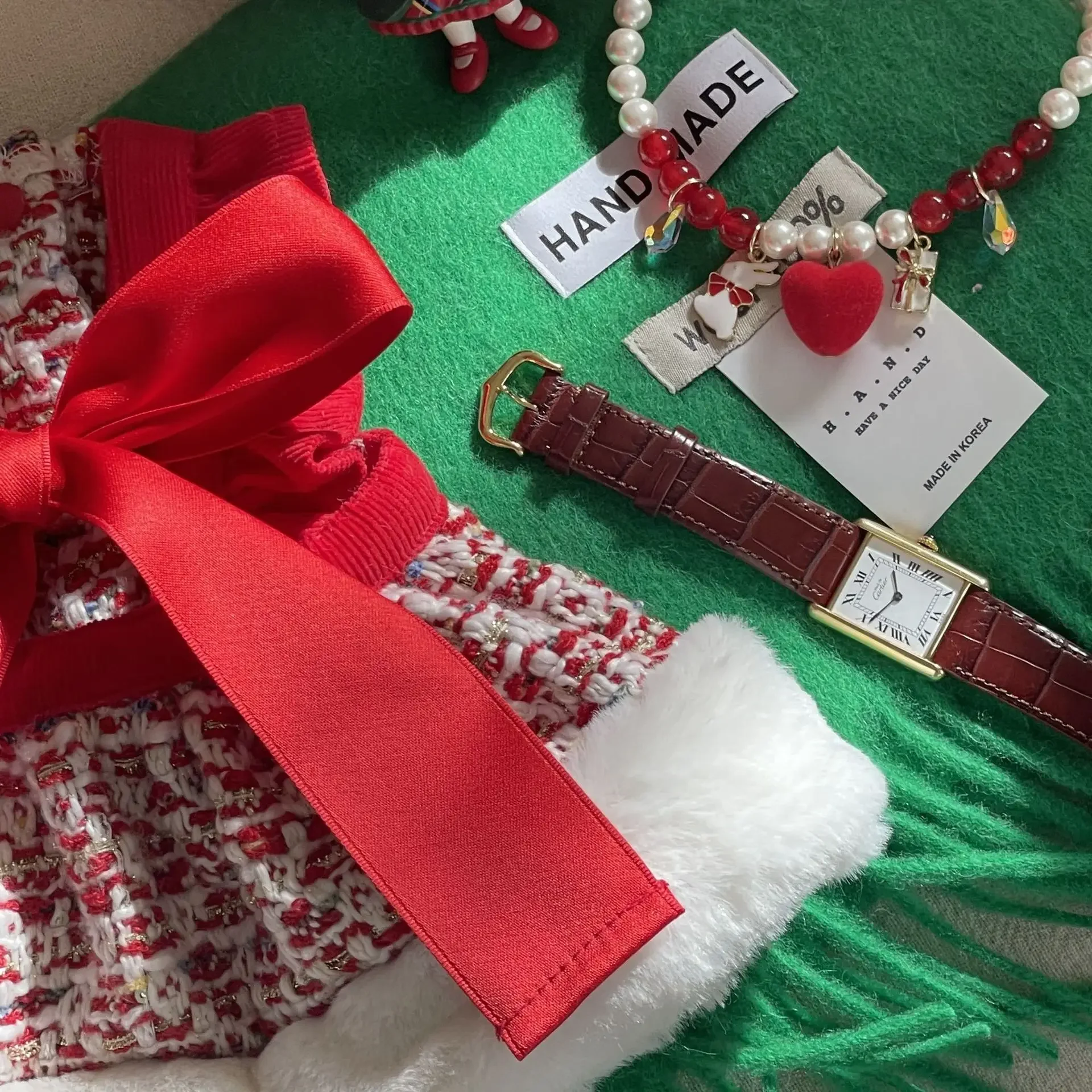 Hebilla oculta mostrando facilidad de uso