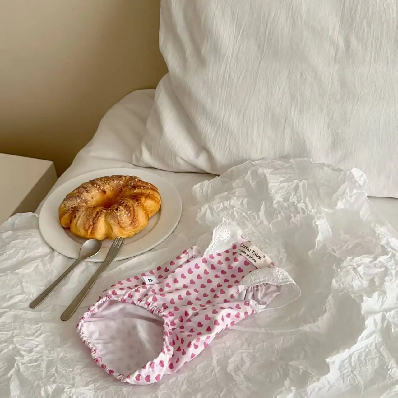 Chaleco de manga voladora de encaje para primavera y mascotas, falda de calabaza para gato, vestido de amor para mascotas, ropa para perros pequeños, ropa para cachorros - imagen 2