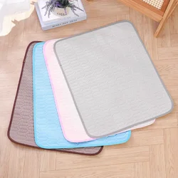 Cama refrescante de seda fría para gatos y perros pequeños