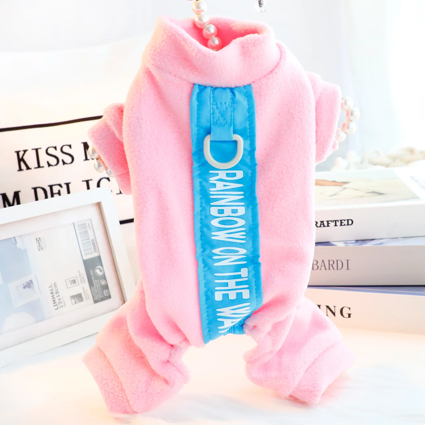 Suéter de lana para perros pequeños Otoño Invierno ropa para mascotas de cuatro patas con apertura de correa para peluche