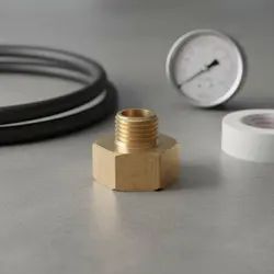 Adaptador reductor de latón macho-hembra con roscas profundas