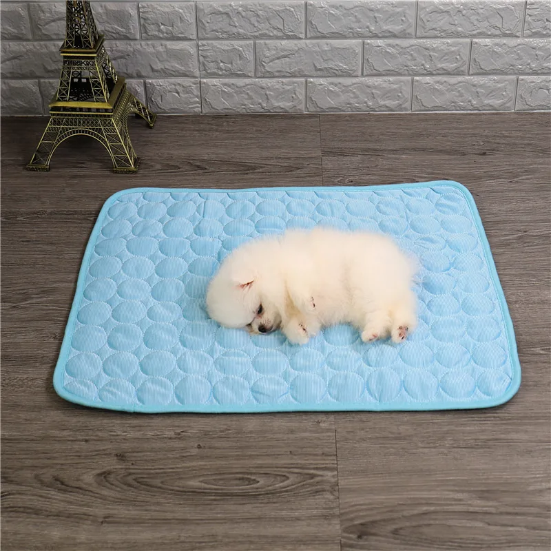 Estera refrescante de verano para mascotas, manta de hielo transpirable para perros, gatos, mascotas, cama fría para dormir, almohadillas de seda de hielo lavables, cojín, accesorios para mascotas - imagen 3