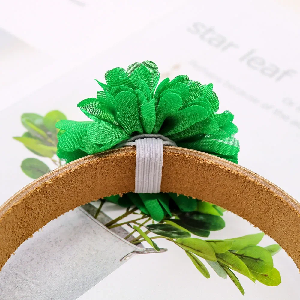 30 Uds. Collar de flores deslizante para perros, pajarita, suministros para perros ST Patrick, pajaritas para perros, Collar, dijes, accesorios para mascotas - imagen 4