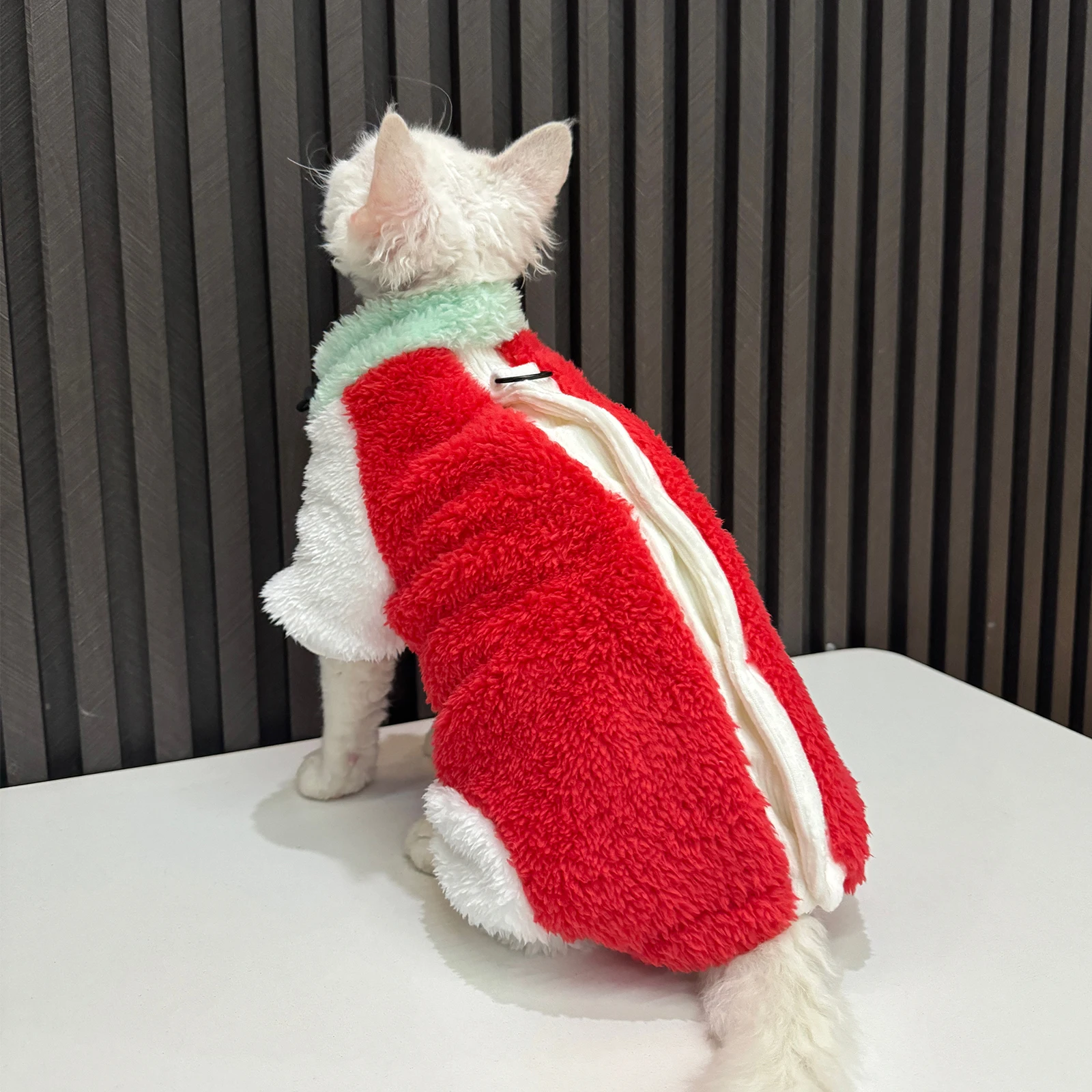 Suéter rojo de lujo para gato Sphynx, forro polar de cordero cálido, abrigo grueso de manga larga para Devon Rex, pijamas suaves y cálidos para gatos - imagen 2