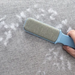 Cepillo quitapelusas de silicona para ropa de perros y gatos