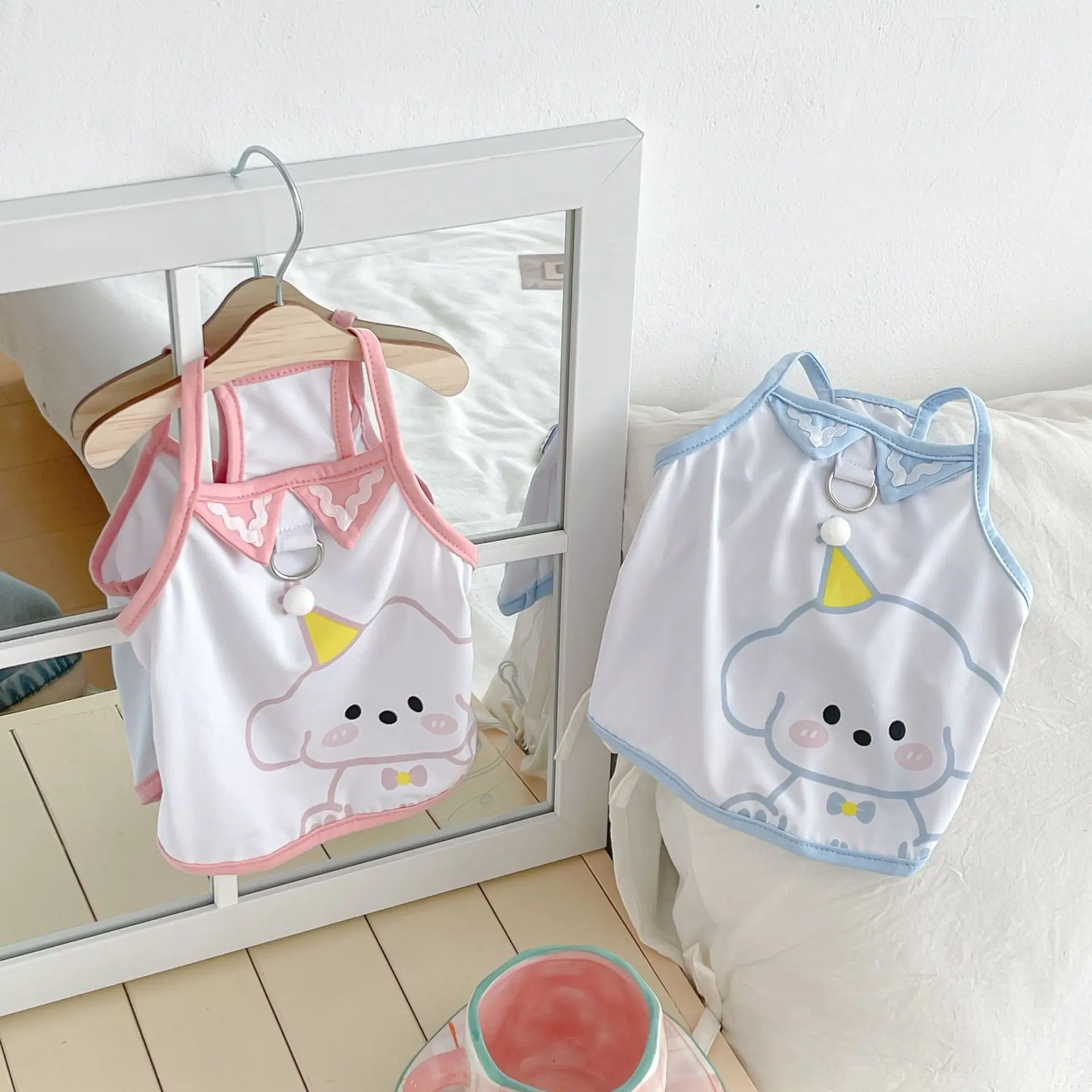 Correa de resorte para mascotas, camiseta sin mangas con correa para mascotas, protector solar transpirable para exteriores, ropa para perros pequeños