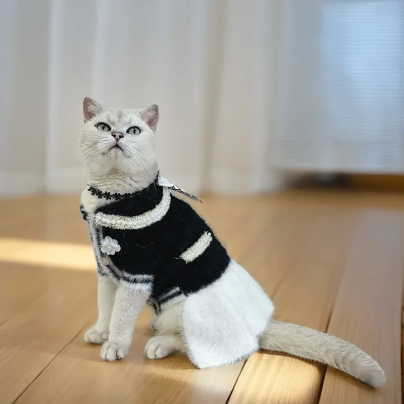 Autumn and Winter New Dog Cat Skirt Pet Knitted Clothes Thickened To Keep Warm and Cold - imagen 3