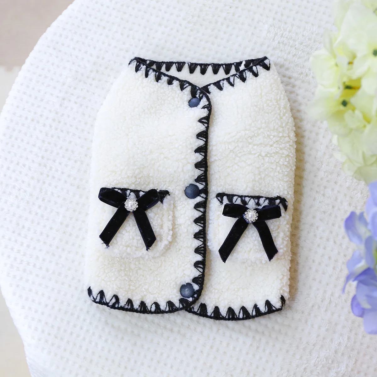 Ropa gruesa de pelusa para perros, chaleco cálido blanco de Año Nuevo para gatos, abrigo de Bulldog Francés a la moda, ropa para cachorros pequeños y medianos - imagen 5