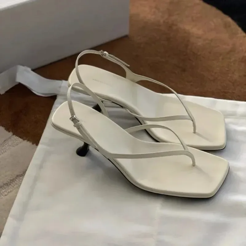 Sandalias Retro con punta cuadrada y Clip para mujer, zapatos sexys de estilo francés con tacón de gatito y correa trasera, color marrón, informales, a la moda, para verano - imagen 3