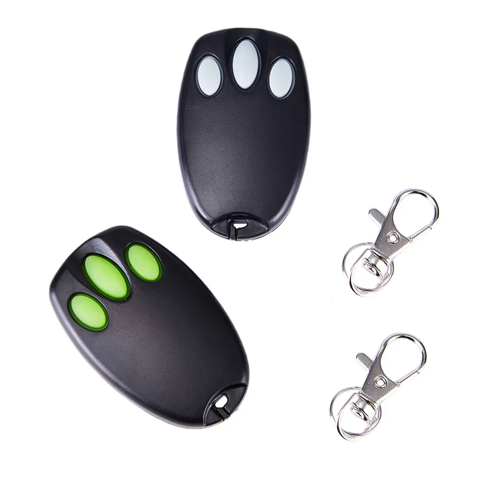 Detalle de botones y carcasa del mando Merlin C945