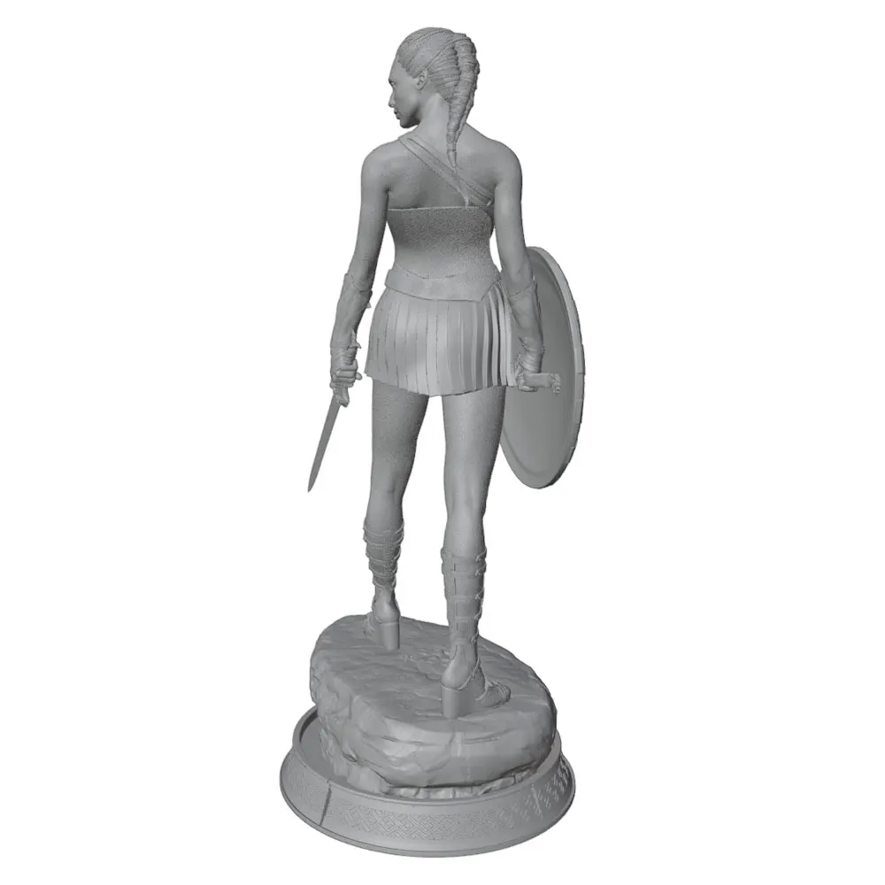 Miniaturas de resina 1/24: guerrera femenina sin montar ni pintar - imagen 4