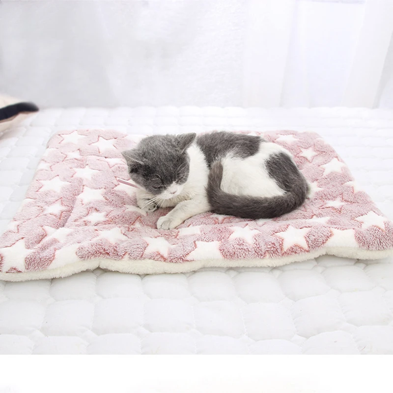 Alfombrilla de franela suave para mascotas, cama gruesa y cálida para perros, gatos y cachorros, funda para dormir, toalla, cojín para perros pequeños, medianos y grandes, Invierno - imagen 4