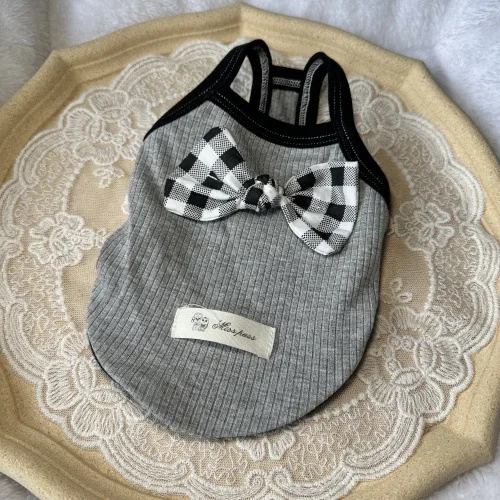 Chaleco con arnés para perros y gatos de encaje para perros pequeños, caniche, Pomerania, ropa para mascotas de algodón Bichon en negro, blanco y gris - imagen 4