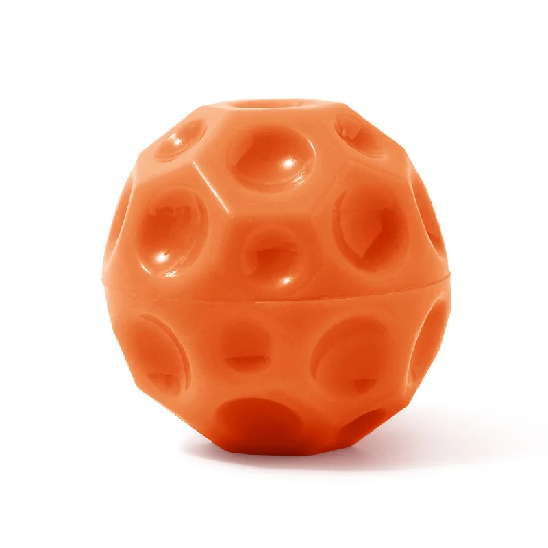 Pelota de Rugby para perro chirriante, juguete Molar resistente a mordeduras, pelota redonda cóncava, juguete interactivo para masticar para entrenamiento de cachorros - imagen 3