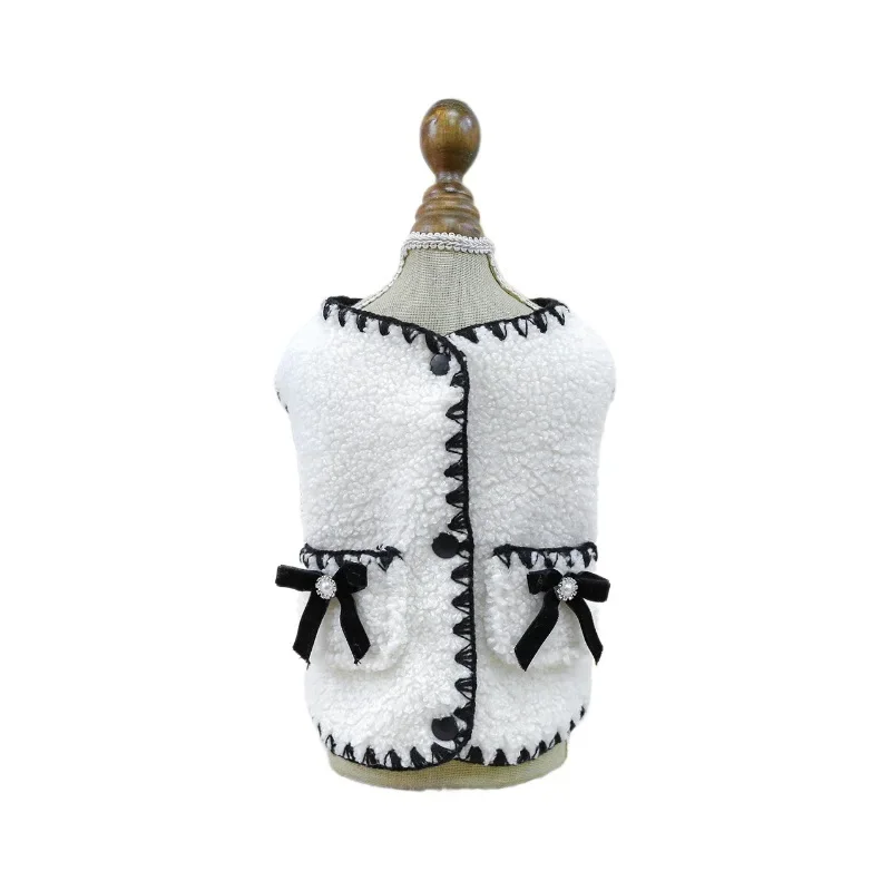 Abrigo de piel de cordero blanco para mascotas, chaleco con lazo para cachorros y gatos, nuevo chaleco de piel de cordero para otoño e invierno, ropa para cachorros, ropa de diseñador para perros - imagen 5