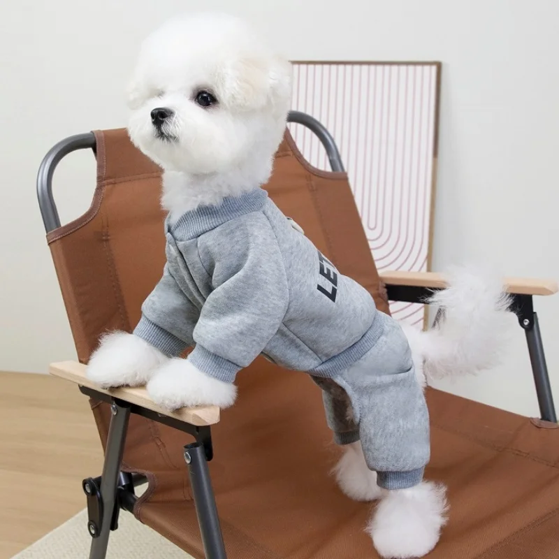 Monos para perros de otoño, chaqueta cálida y suave, ropa para perros con estampado de letras, Sudadera con capucha de cuatro patas para cachorros, monos de lujo para gatos, caniche, suministros para mascotas - imagen 4