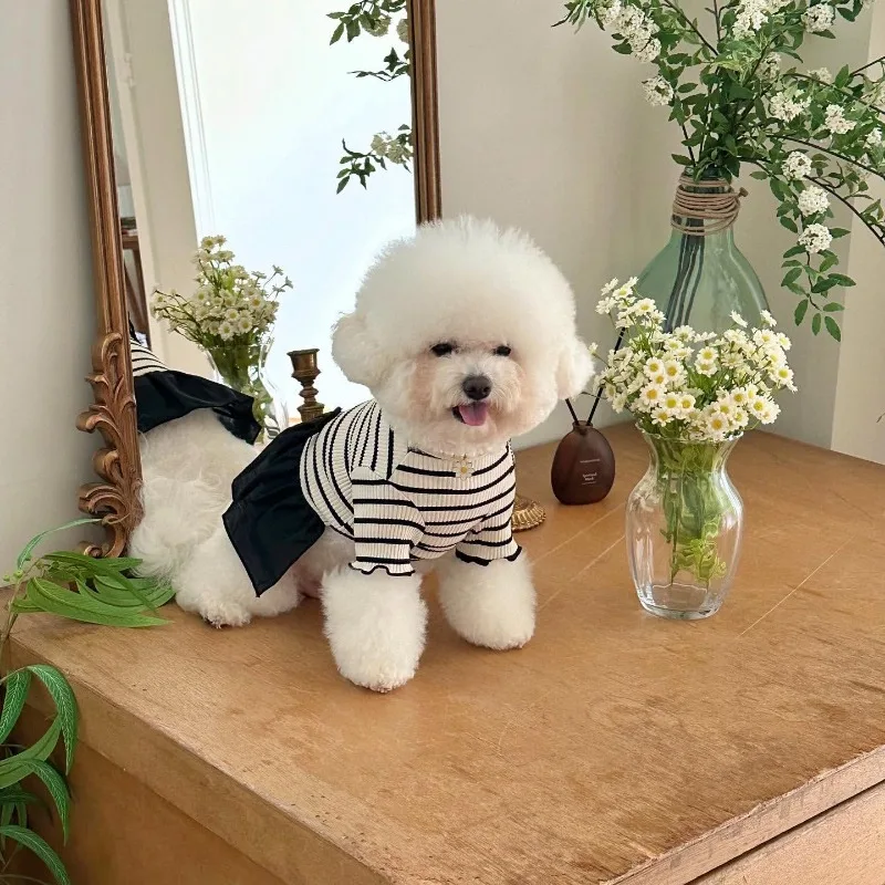 Pet primavera arco Base camisa Collar Correa moda manga voladora vestido para perro a rayas vestido blanco y negro Teddy para ropa para perros pequeños - imagen 3