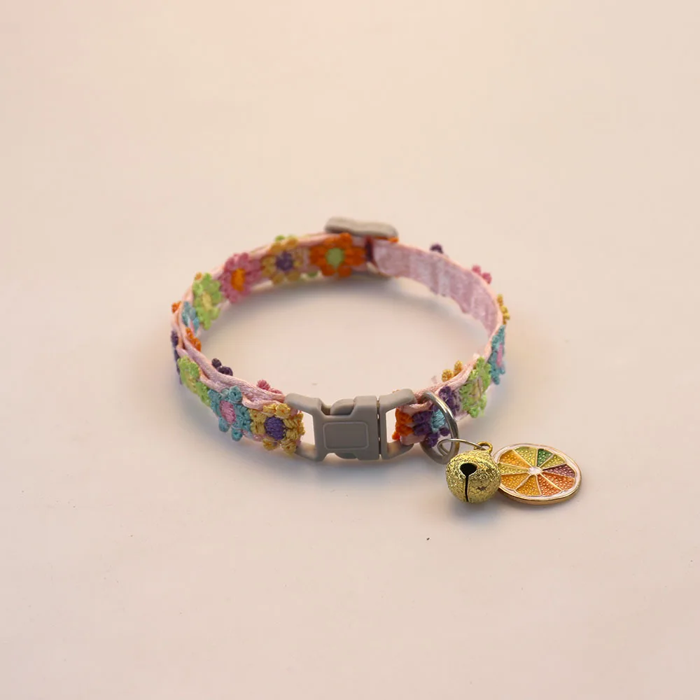 Collar de flores para Gato con campana, Collar ajustable para cachorros, gatitos y gatos, Collar de seguridad, collares coloridos, accesorios para mascotas - imagen 4