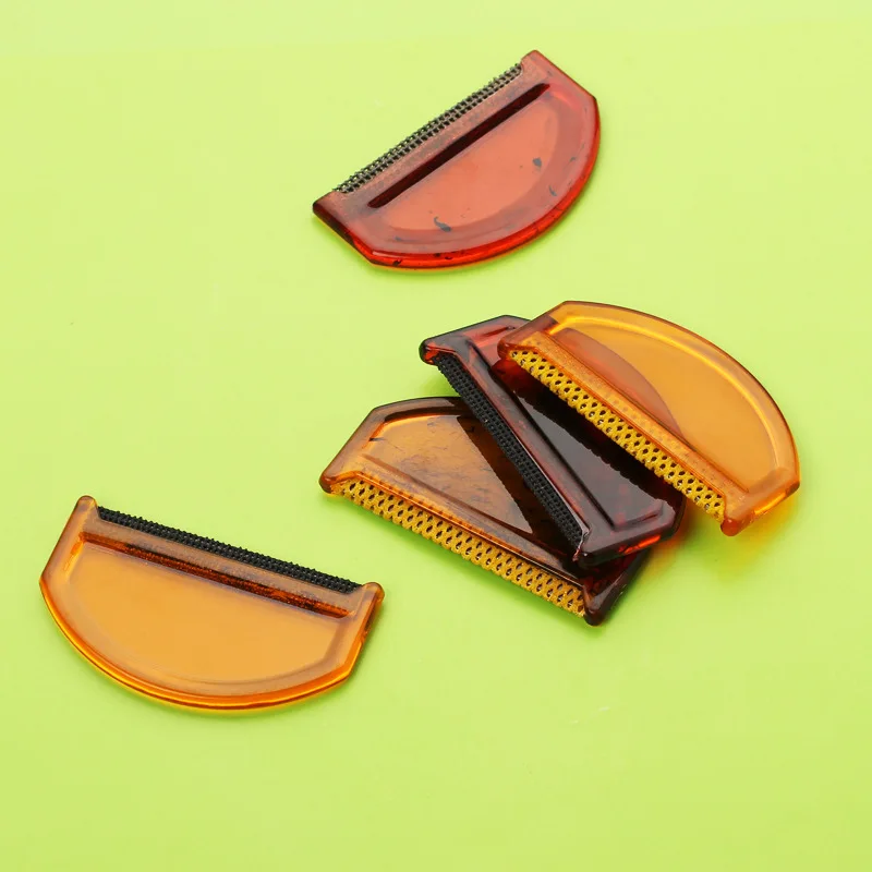2 cepillos para pelusas de ropa ámbar, afeitadora semircular de tela de lana, eliminador de pelusas Manual para suéteres/abrigos (herramienta para el cuidado de la ropa) - imagen 5