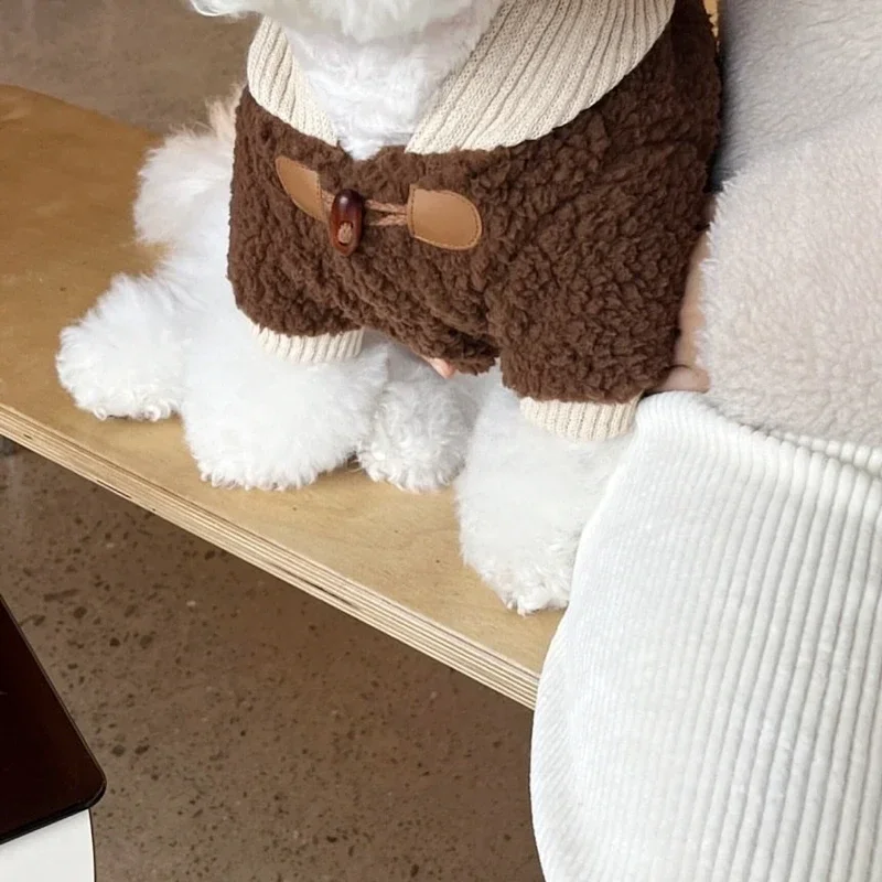 Ropa gruesa de invierno para perros, chaquetas de peluche, chalecos cálidos con capucha, chalecos de Bichon, camisa con botones abiertos, abrigo informal de algodón para cachorros y perros pequeños - imagen 4