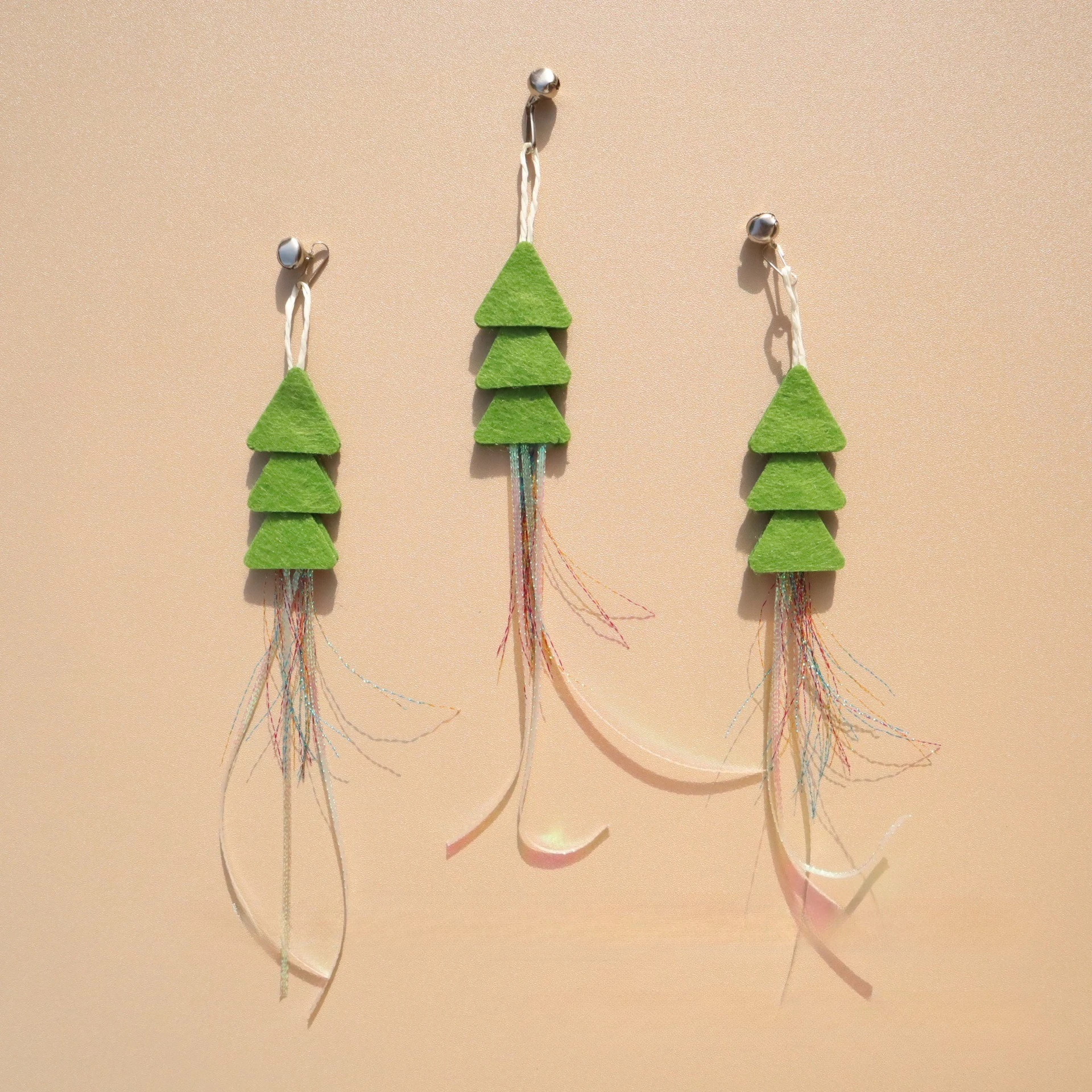 Árbol de Navidad verde para gatos, juguete interactivo para mascotas, 3 uds., reemplaza la cabeza, palo de burlas para gatos - imagen 3