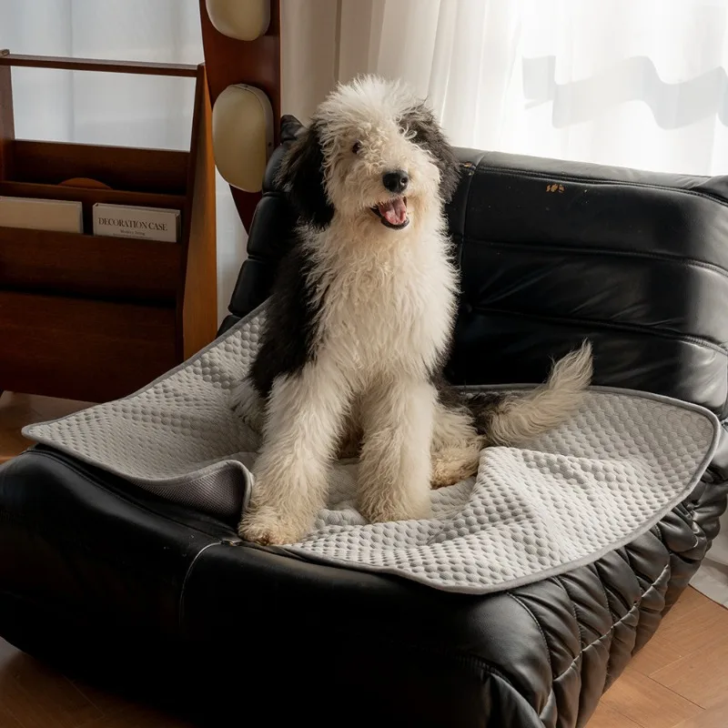 Esteras refrescantes sólidas para mascotas para perros, almohadillas suaves y frescas para cama para dormir, cojín para sofá para gatos, suministros de disipación de calor para el hogar, gatitos y cachorros - imagen 4