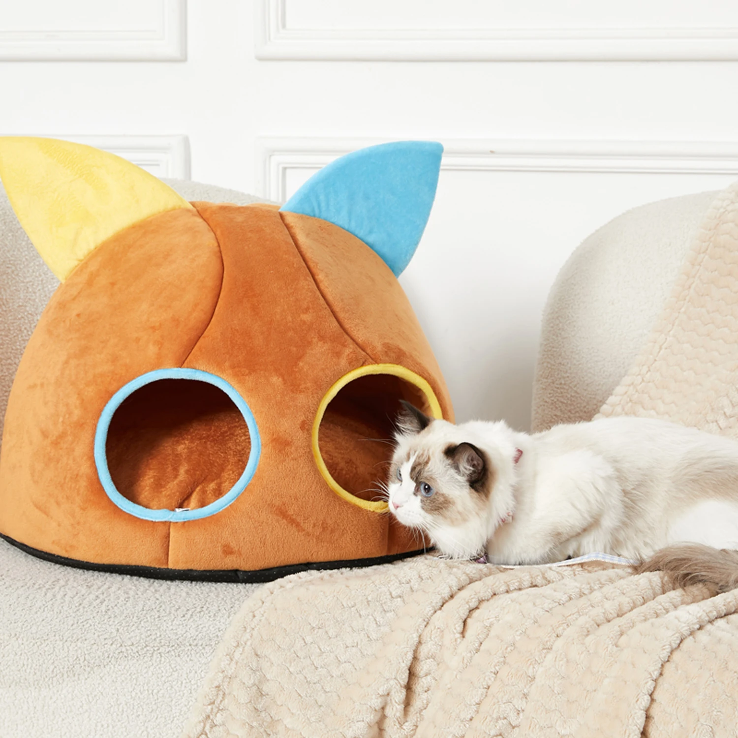 Cesta de cama para gatos pequeña y cálida para invierno, cómoda casa redonda para gatos con agujeros dobles, nido suave para gatos, accesorios para tienda a prueba de viento