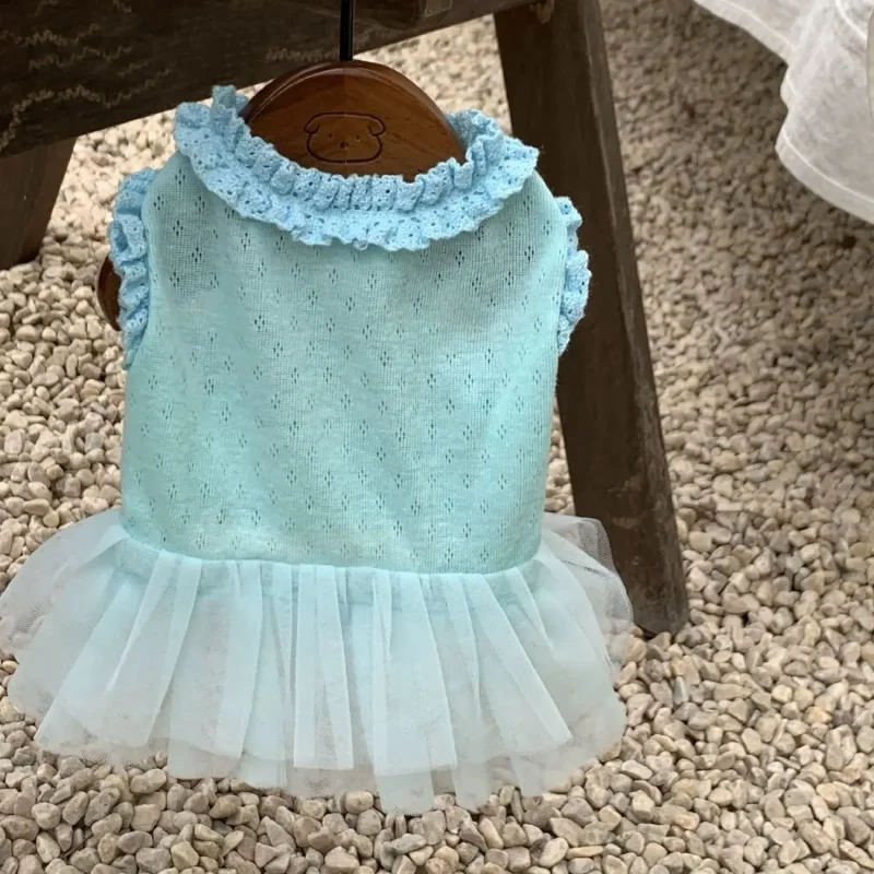 Ropa azul de moda para mascotas, vestido de malla de verano para perros pequeños, falda abullonada de flores fragantes, vestidos para perros pequeños - imagen 3