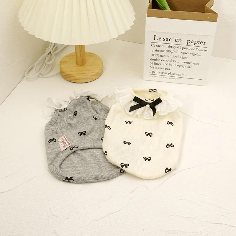 Chaleco con lazo Ins para mascotas, ropa para gatos, Sudadera con capucha con cuello de lazo de encaje de peluche, ropa para el hogar, camisa Base para mascotas, ropa para cachorros - imagen 2