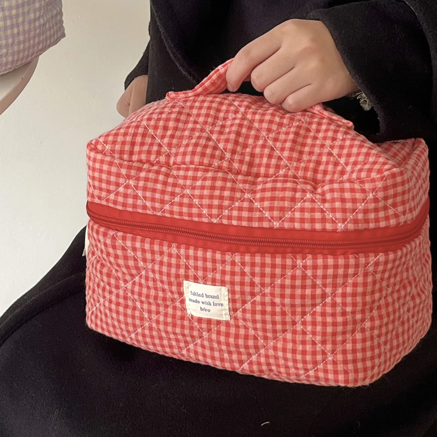 Bolsa de maquillaje a cuadros, bolsa de cosméticos portátil de gran capacidad para mujeres y niñas, bolsa de aseo para el cuidado de la piel, bonita cartera multifuncional - imagen 3