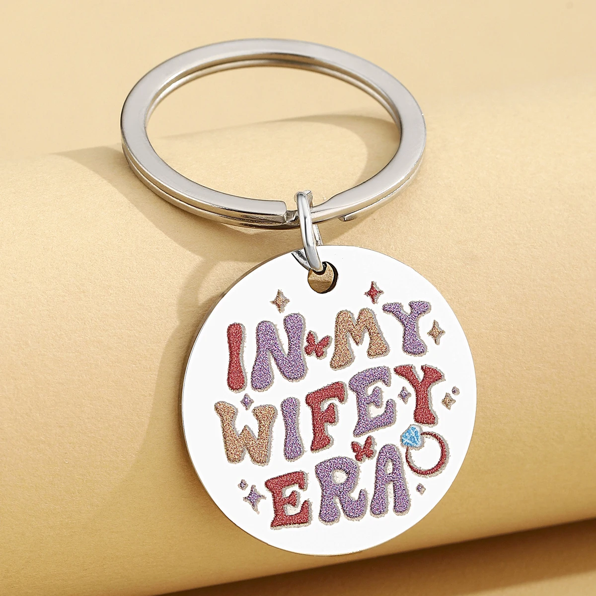 Regalos de despedida de soltera Regalo de despedida de soltera para novia Regalos de compromiso de boda para parejas Regalo de novia en mi esposa Era Llavero - imagen 2