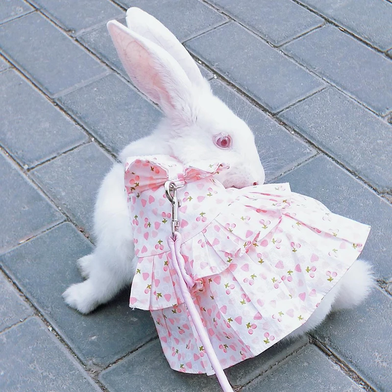 Lindo vestido Floral con correa para conejos, ropa de verano para mascotas, conjunto de arnés de conejito ajustable, vestidos antideslizantes de conejo de algodón suave - imagen 5