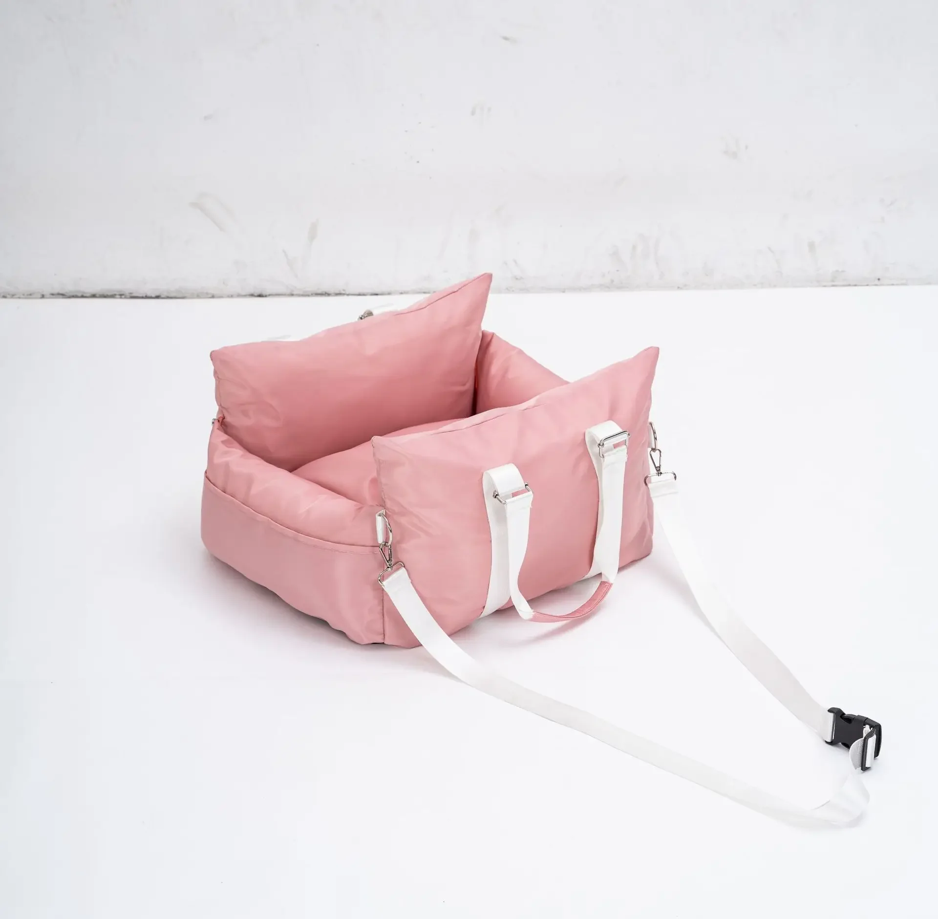 Perrera de coche Asiento de seguridad para mascotas Universal en todas las estaciones Almohadilla de perrera extraíble y lavable para perros pequeños y medianos Nidos para mascotas al aire libre