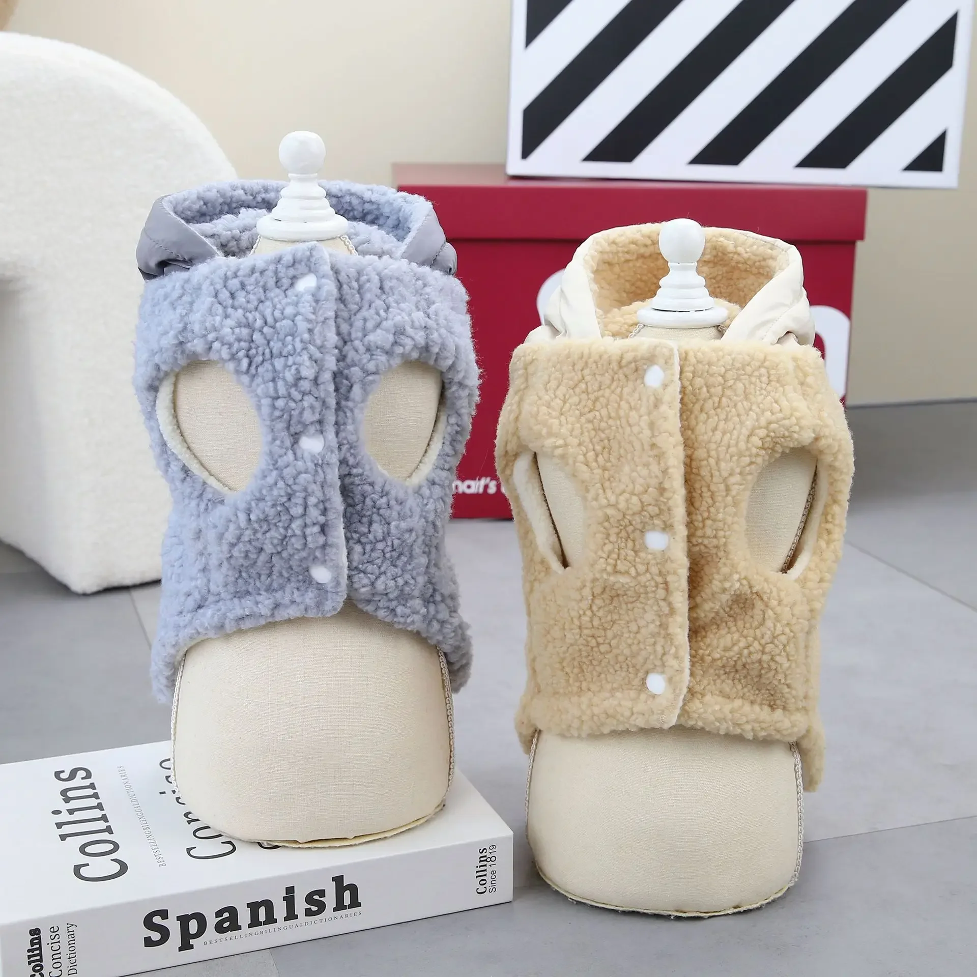 Chaleco de terciopelo de cordero para mascotas, Sudadera con capucha para perros, ropa para mascotas de gato de peluche, Sudadera con capucha con bolsillo para perros pequeños, Otoño/Invierno - imagen 4