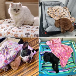 Manta suave para perro – Alfombrilla de viaje con patitas